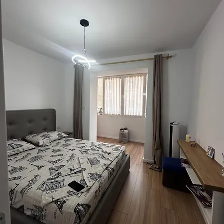 Center Jon Apartment